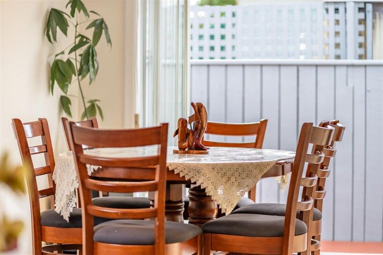 Photo of property in 2/35 Tahi Street, Miramar, Wellington, 6022