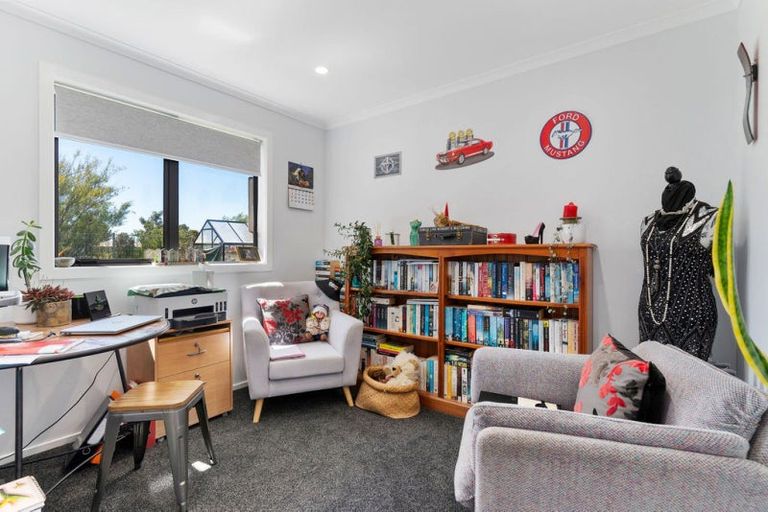 Photo of property in 9d Moreton Road, Carterton, 5713