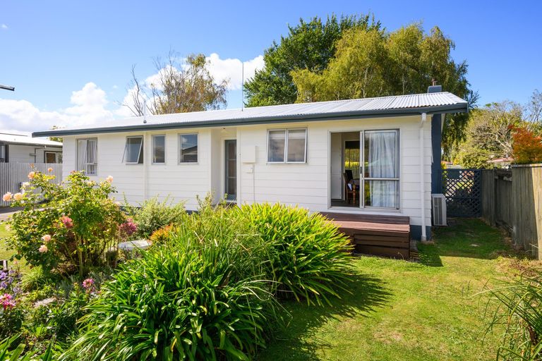 Photo of property in 21 Gemini Avenue, Milson, Palmerston North, 4414