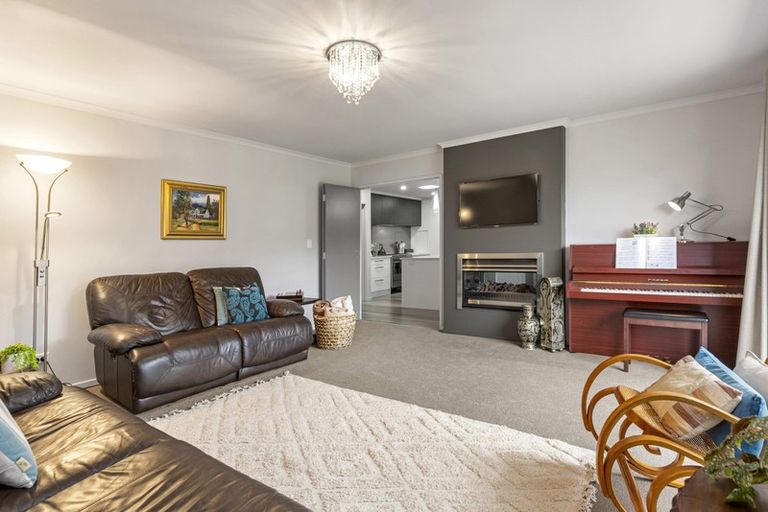 Photo of property in 52 Aquila Crescent, Rototuna North, Hamilton, 3210