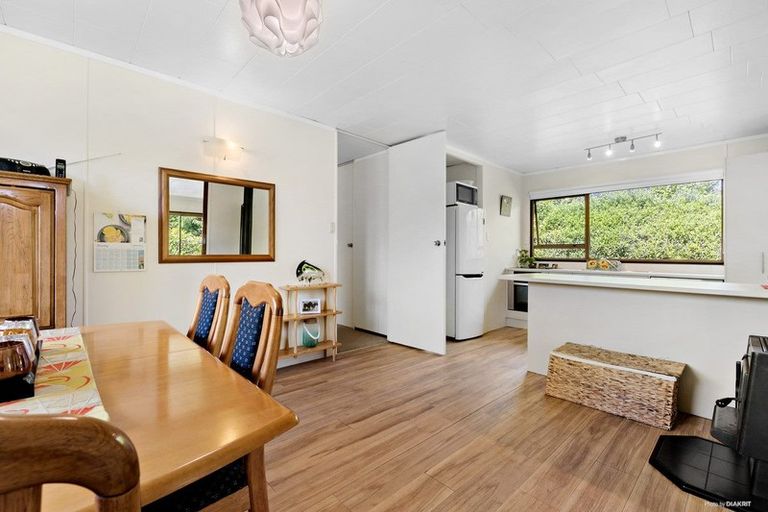 Photo of property in 122 The Circle, Manly, Whangaparaoa, 0930