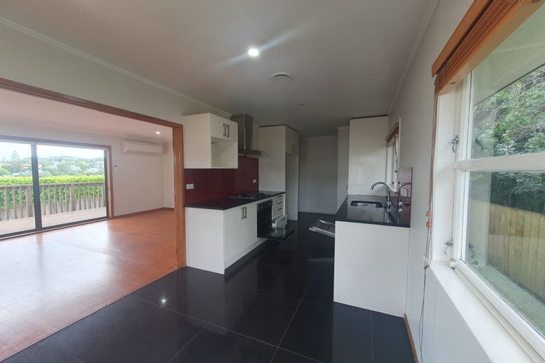 Photo of property in 22a Hilling Street, Titirangi, Auckland, 0604