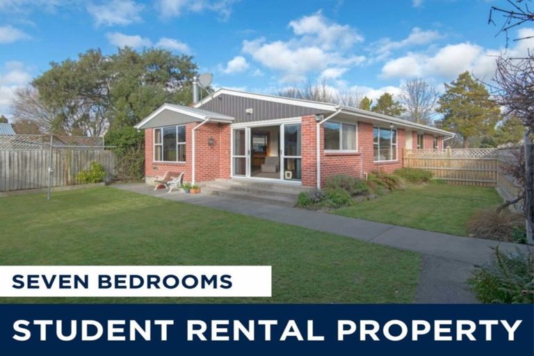 Photo of property in 21 Lochee Road, Upper Riccarton, Christchurch, 8041