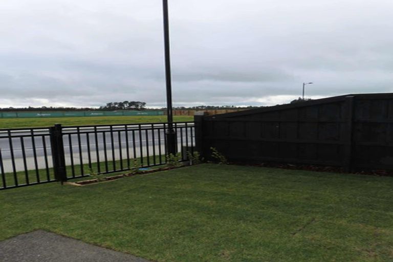 Photo of property in 26 Mcgrath Lane, Rangiora, 7400