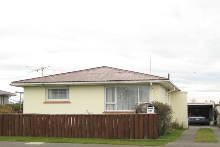 Photo of property in 266 Conyers Street, Strathern, Invercargill, 9812