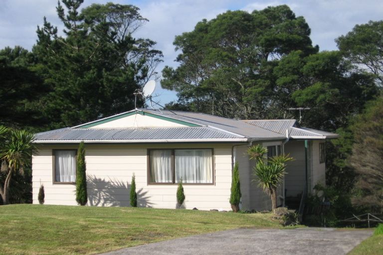 Photo of property in 76 Anich Road, Massey, Auckland, 0614