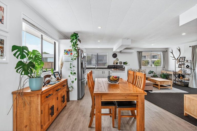 Photo of property in 60 Grace Crescent, Richmond Heights, Taupo, 3330