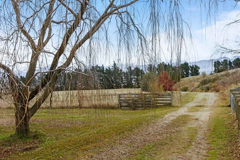 Photo of property in 2182 Tarras-cromwell Road, Tarras, Cromwell, 9383