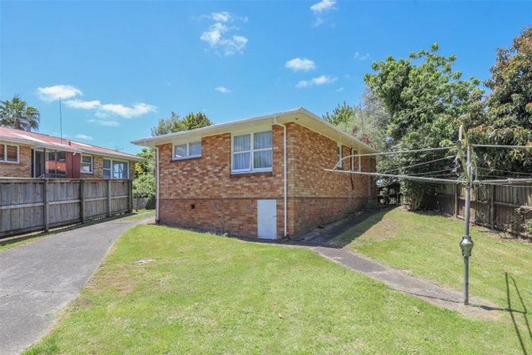 Photo of property in 76 Great South Road, Huntly, 3700