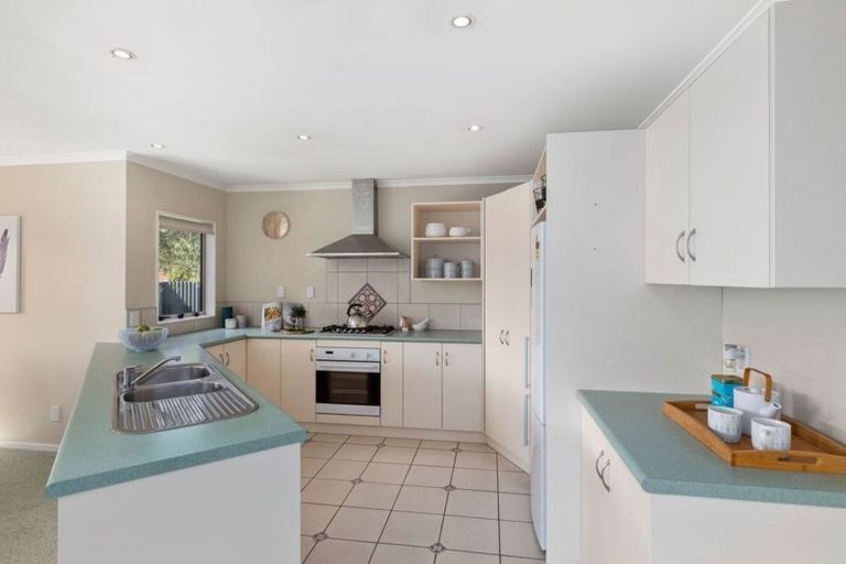 Photo of property in 11 Woodland Grove, Wainuiomata, Lower Hutt, 5014