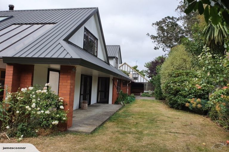Photo of property in 304a Yaldhurst Road, Avonhead, Christchurch, 8042