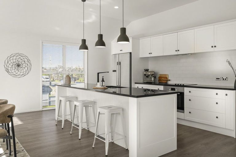 Photo of property in 379b Oceanbeach Road, Mount Maunganui, 3116