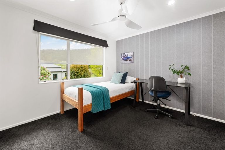 Photo of property in 23 Caulfield Place, Pukehangi, Rotorua, 3015