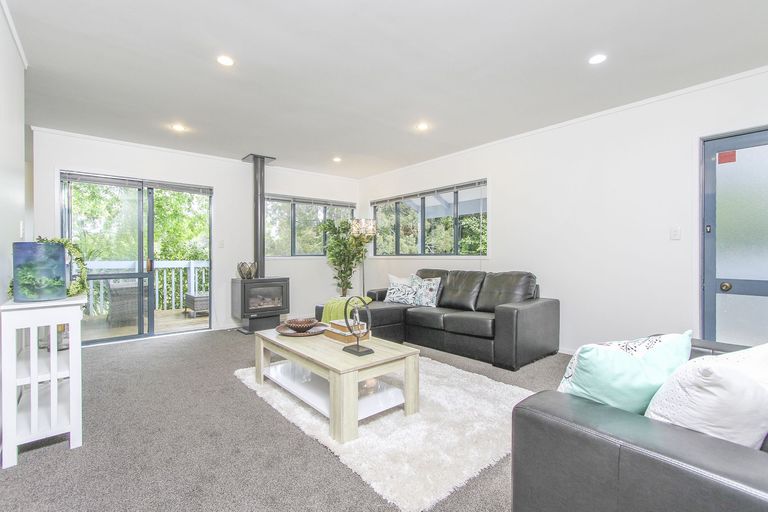 Photo of property in 171c Titirangi Road, New Lynn, Auckland, 0600