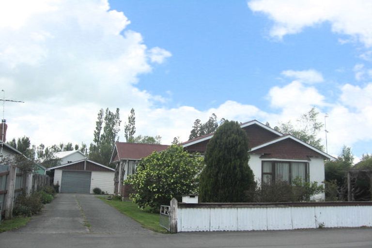 Photo of property in 12 Bay Road, Oxford, 7430