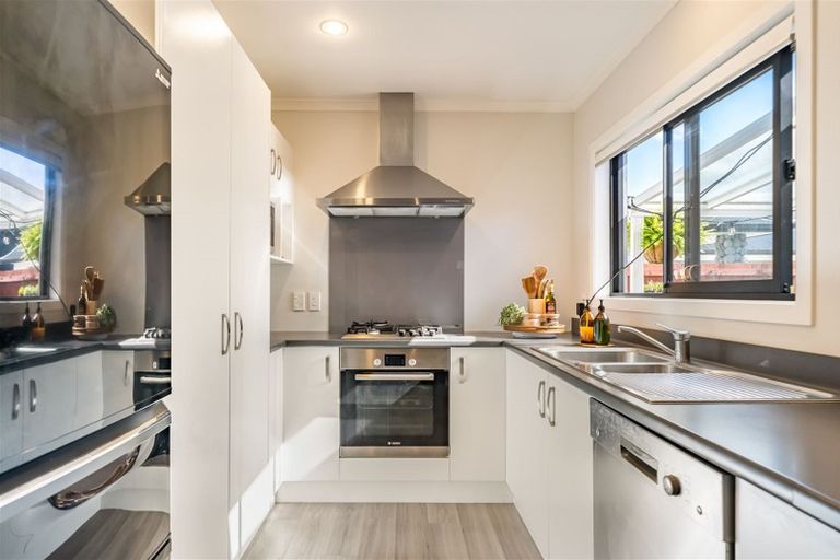 Photo of property in 85 Farmer Crescent, Taita, Lower Hutt, 5011