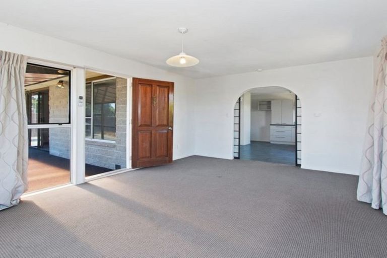 Photo of property in 1/38 Meon Street, Aranui, Christchurch, 8061