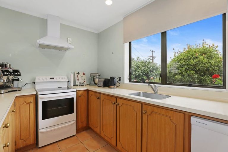 Photo of property in 2/69 Ngamotu Road, Hilltop, Taupo, 3330