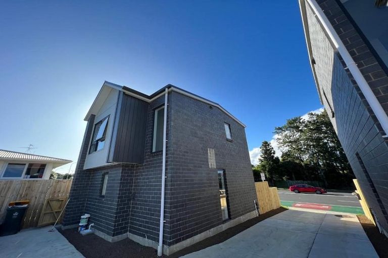 Photo of property in 321a Pakuranga Road, Pakuranga Heights, Auckland, 2010