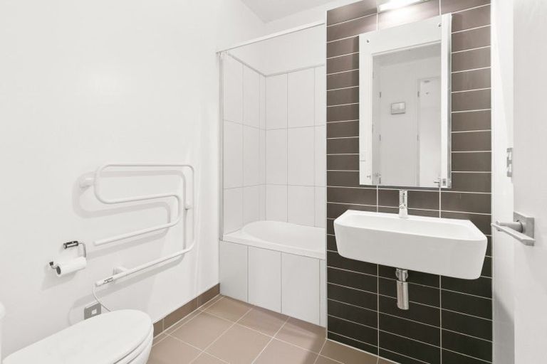 Photo of property in Vespa Apartments, 408/20 Hanson Street, Mount Cook, Wellington, 6021