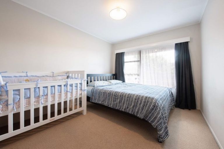 Photo of property in 1/22 Margaret Place, Milford, Auckland, 0620