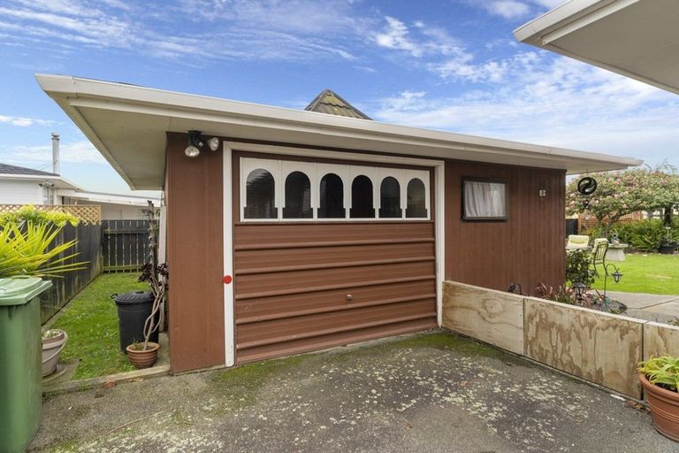 Photo of property in 10 Te Kama Street, Levin, 5510