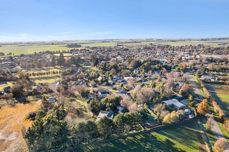 Photo of property in 14-16 Sarsfield Street, Southbridge, 7602