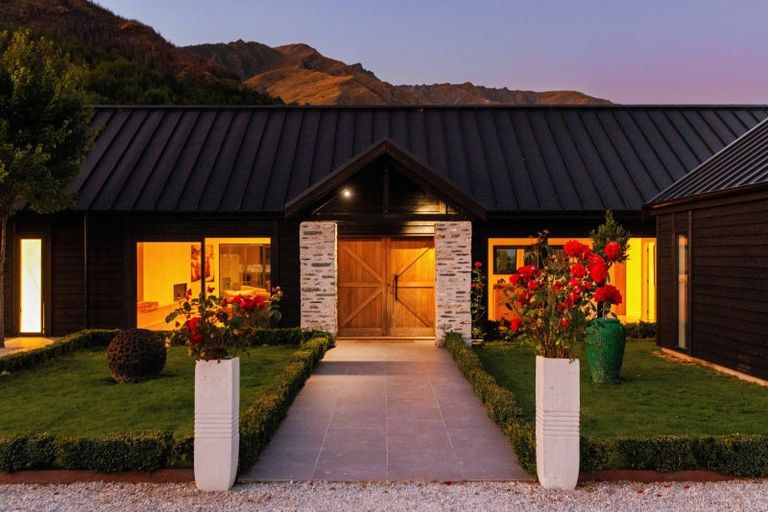 Photo of property in Butel Park, 15 Essex Avenue, Arrowtown, 9302