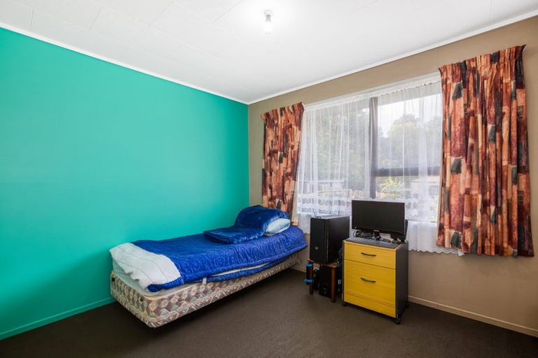 Photo of property in 30 Owhiti Street, Titahi Bay, Porirua, 5022