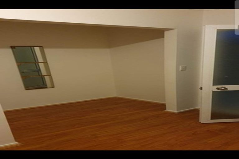 Photo of property in 12 Bruce Road, Glenfield, Auckland, 0629