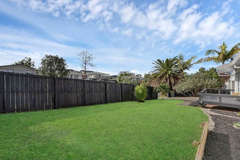 Photo of property in 39 Glynnbrooke Street, Te Atatu South, Auckland, 0610