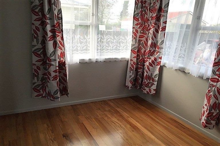 Photo of property in 1 Northolt Road, Fairview Downs, Hamilton, 3214