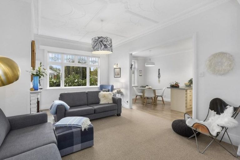 Photo of property in 274 Macandrew Road, Forbury, Dunedin, 9012