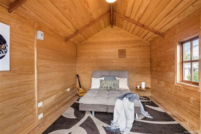 Photo of property in 41 Waipani Road, Te Atatu Peninsula, Auckland, 0610