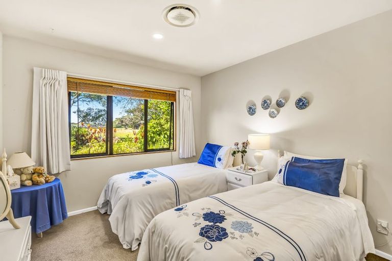 Photo of property in 33 Wood Leigh, Paraparaumu Beach, Paraparaumu, 5032