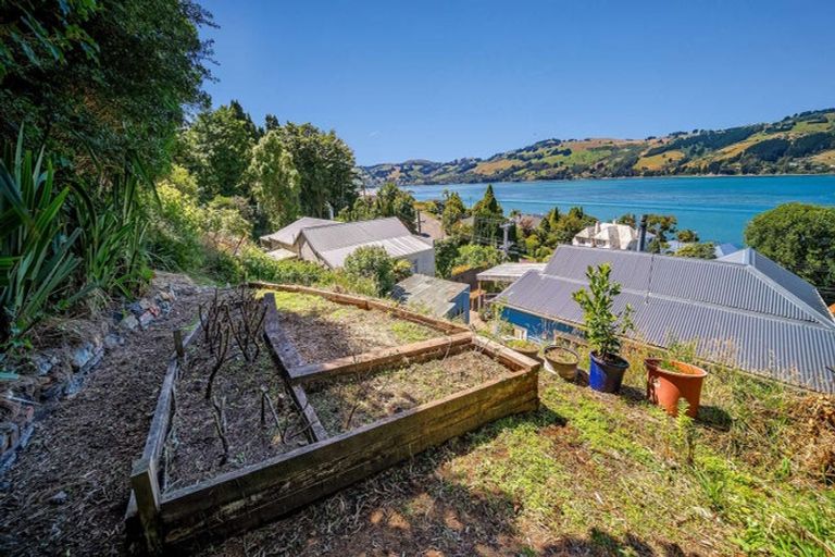 Photo of property in 17 Adderley Terrace, Ravensbourne, Dunedin, 9022