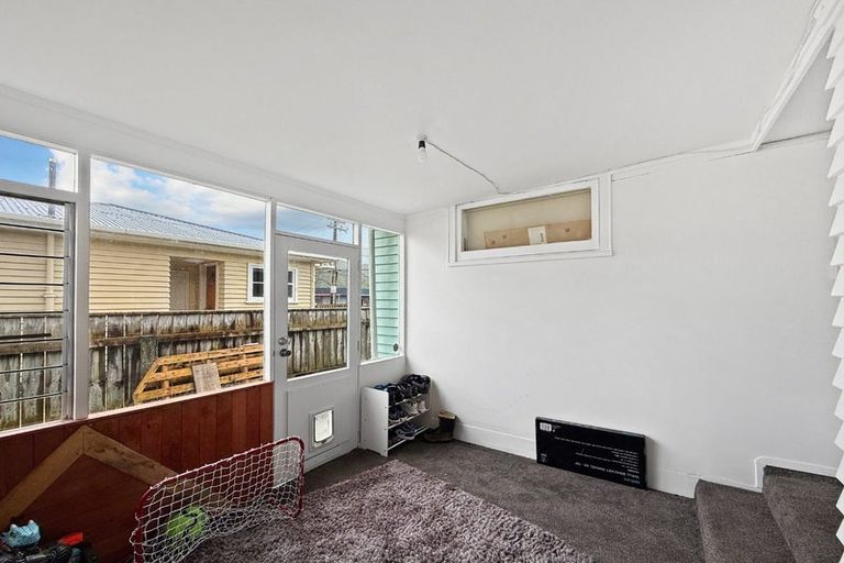 Photo of property in 32 Norfolk Street, Wainuiomata, Lower Hutt, 5014