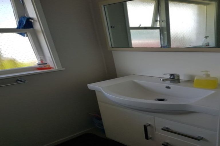 Photo of property in 2/171 Shirley Road, Papatoetoe, Auckland, 2025