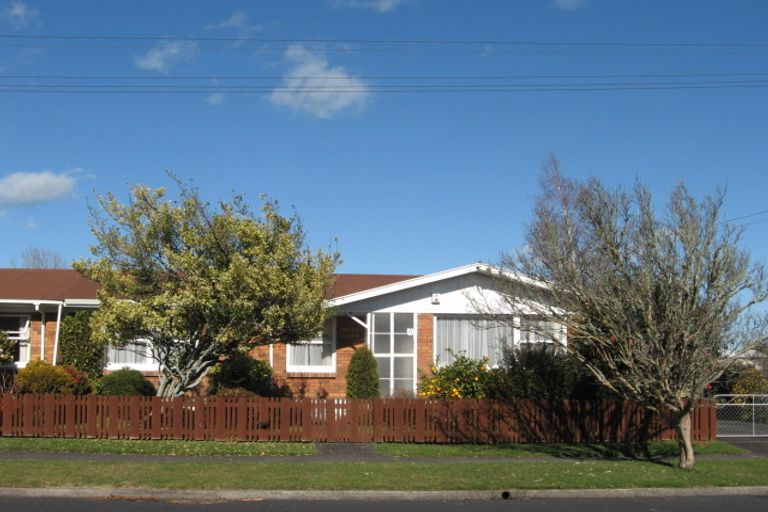 Photo of property in 12 Alderson Road, Fairview Downs, Hamilton, 3214