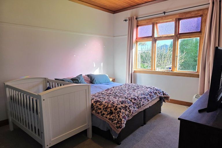 Photo of property in 73 Papatotara Road, Tuatapere, 9620