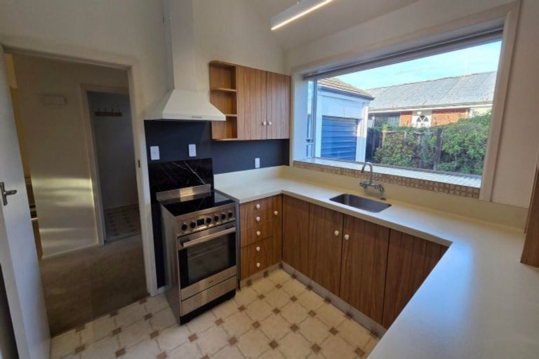 Photo of property in 1/18 Maidstone Road, Ilam, Christchurch, 8041