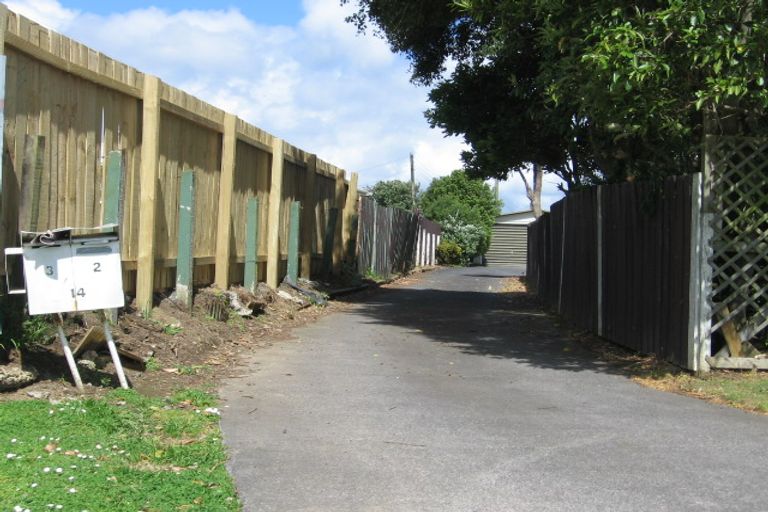 Photo of property in 2/14 Mcdonald Road, Papatoetoe, Auckland, 2025