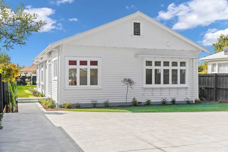 Photo of property in 28 North Parade, Richmond, Christchurch, 8013