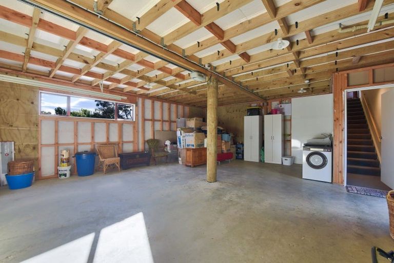 Photo of property in 1 Field Terrace, Okiwi Bay, 7193