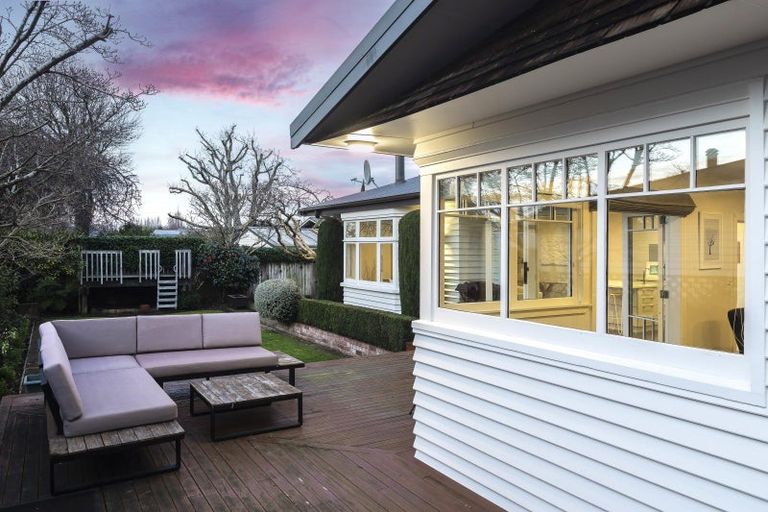 Photo of property in 10 Rayburn Avenue, Papanui, Christchurch, 8053