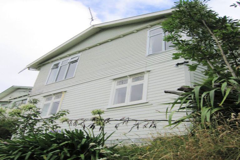 Photo of property in 5 Finnimore Terrace, Vogeltown, Wellington, 6021