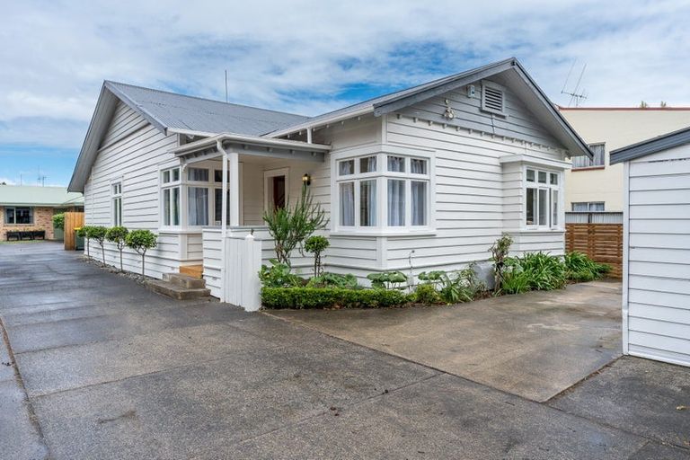 Photo of property in 893 Heaphy Terrace, Claudelands, Hamilton, 3214