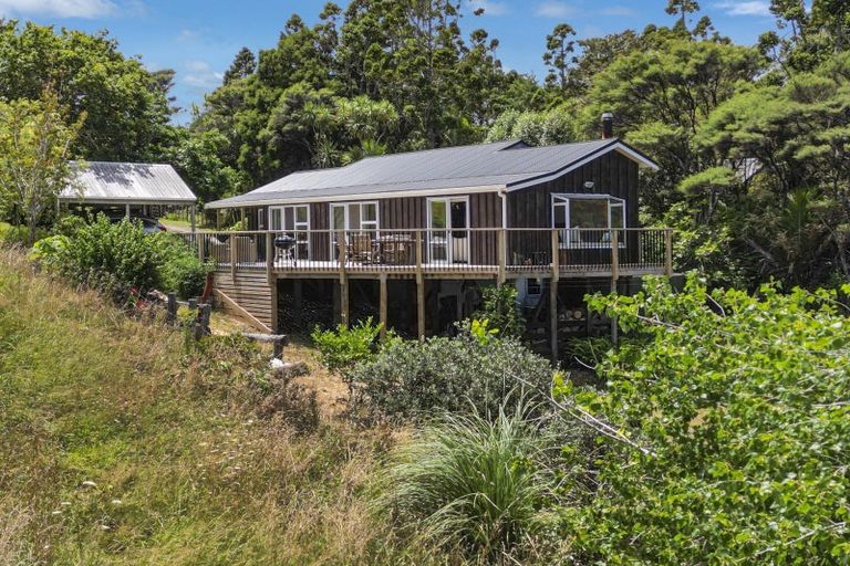 Photo of property in 3 West Road, Kaukapakapa, 0873