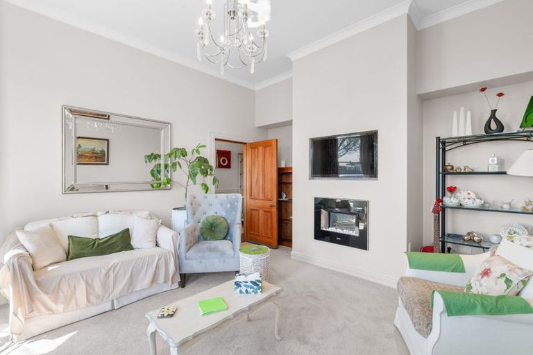 Photo of property in 17 Hogg Crescent, Masterton, 5810