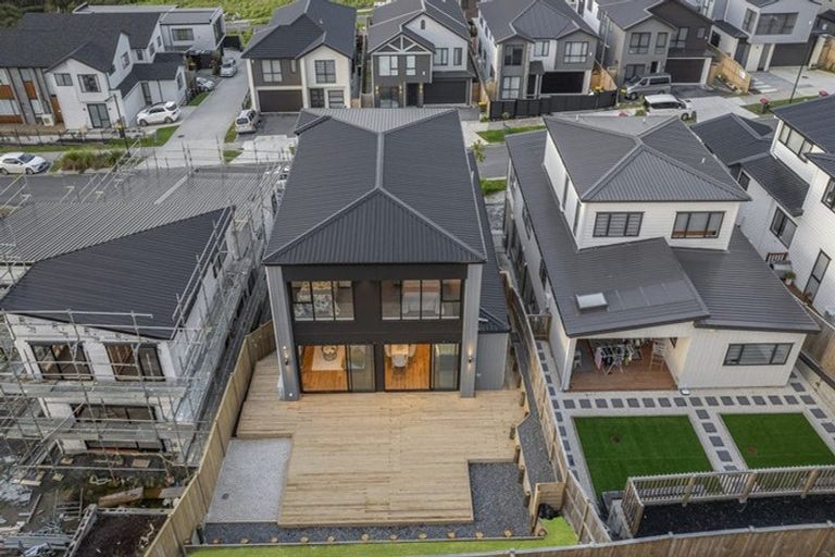 Photo of property in 14 Alluvial Street, Flat Bush, Auckland, 2019